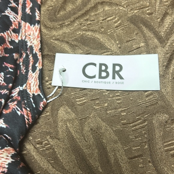 CBR women small stretch top; - Picture 10 of 10